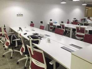 深圳自貿(mào)區(qū)創(chuàng)業(yè)基地 辦公室寫字樓招租，費(fèi)用全包，免中介，適合1-50人團(tuán)隊(duì)